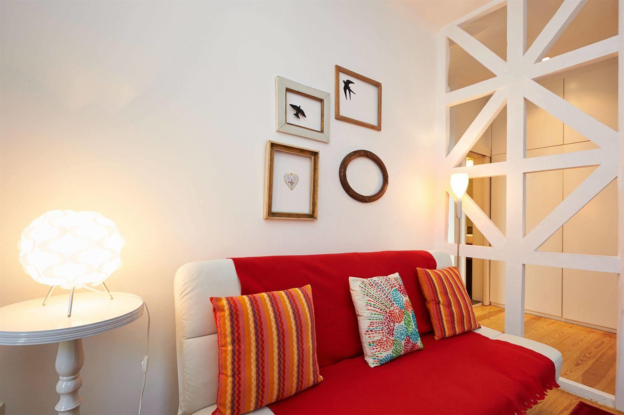 Hello Santos Design *